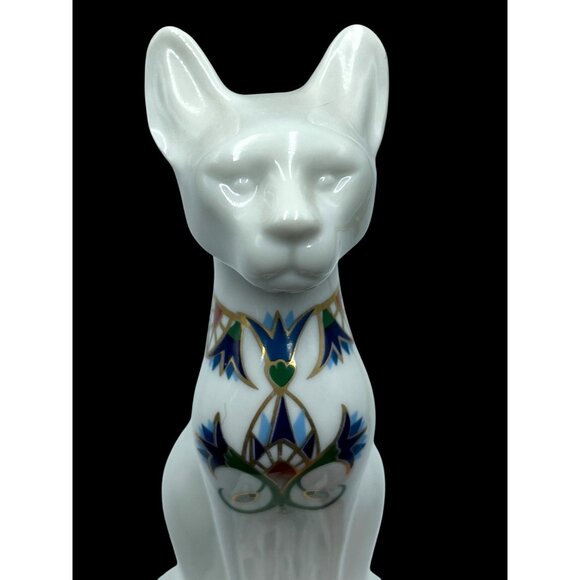 Elizabeth Arden Treasures Of The Pharaohs White Ceramic Cat Figurine Trinket Box - Picture 2 of 16